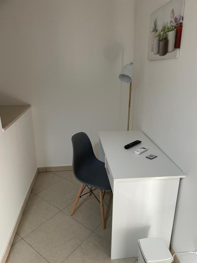 La Dimora Dei Sogni Apartment Mesagne Exterior photo